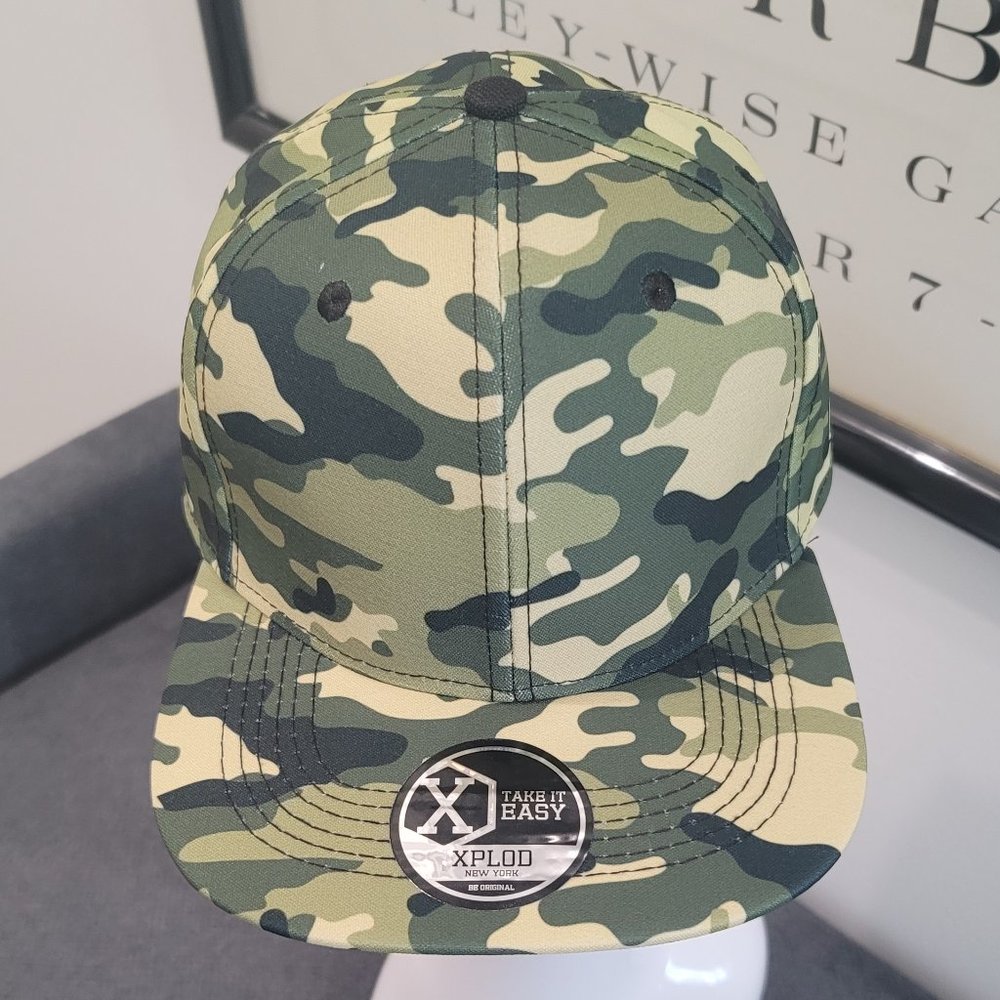 MEN'S CAMO SNAPBACK CAP